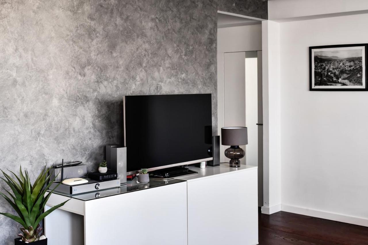 2 Bedroom Penthouse In City Center, Free Parking Sarajevo Luaran gambar